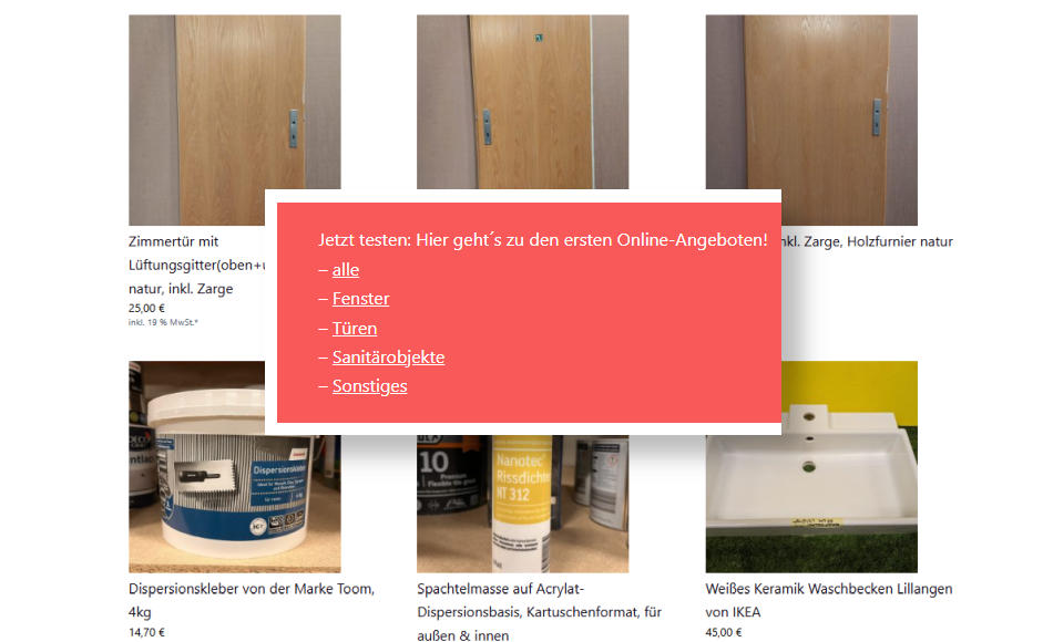 Screenshot: weißer Text auf rotem Grund mit Link zu neuen Kategorien, im Hintergrund Produkt-Fotos von Tür, Kleber, Spachtelmasse und Waschbecken